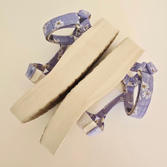 Teva Flatform Universal Gloriosa Floral Purple Blue Size 9 - Picture 4 of 8